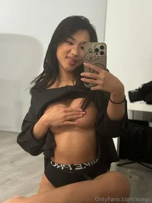Xoeyli OnlyFans Leaked Free Thumbnail Picture - #g9QUACgl59