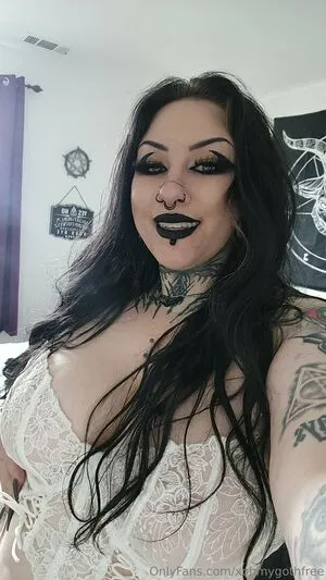 Xohmygothfree OnlyFans Leaked Free Thumbnail Picture - #lR7y1q4UNh