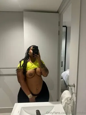 Xoli Mfeka OnlyFans Leaked Free Thumbnail Picture - #BQd55xt9J2