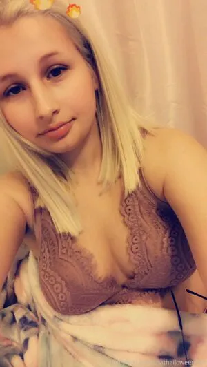 Xoxbuttonsbabee OnlyFans Leaked Free Thumbnail Picture - #F2H0w1smoO