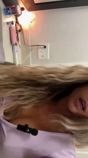 Xoxo Bambifit OnlyFans Leaked Free Thumbnail Picture - #KlZIC7pH6x