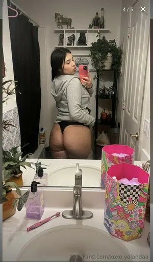 Xoxo Yolandaa OnlyFans Leaked Free Thumbnail Picture - #aB0chnax64