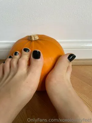 Xoxolovelyfeet OnlyFans Leaked Free Thumbnail Picture - #pM9FpK3eDG