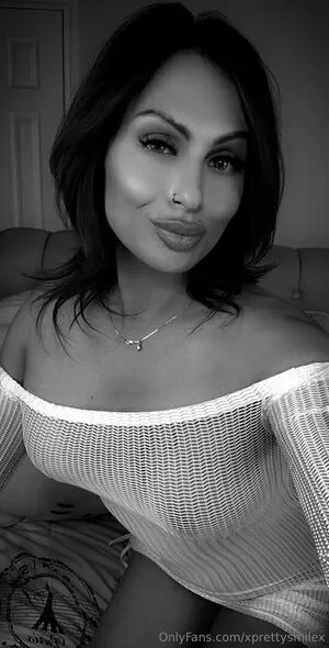 Xprettysmilex OnlyFans Leaked Free Thumbnail Picture - #O8srRrRJ5Y