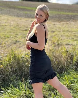 Xsina Sch OnlyFans Leaked Free Thumbnail Picture - #lGx9SNC083