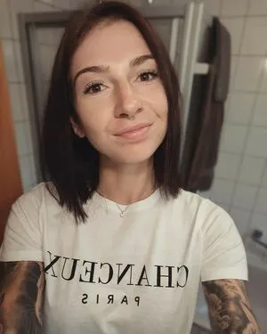 Xtheresa OnlyFans Leaked Free Thumbnail Picture - #4DrDHGUL2H