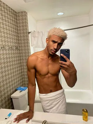 Xx Chilo OnlyFans Leaked Free Thumbnail Picture - #u7Z1IYhDvl
