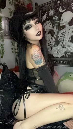 xxgothdollyxx OnlyFans Leaked Free Thumbnail Picture - #RnD7Zr1URr