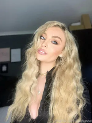 Xxmissrosexx OnlyFans Leaked Free Thumbnail Picture - #x7hvh0BZLN