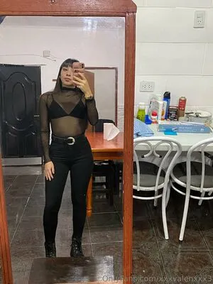 Xxxvalenxxx3 OnlyFans Leaked Free Thumbnail Picture - #1GjkiCq5r5