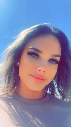 Xxxvanessaxxx OnlyFans Leaked Free Thumbnail Picture - #eJtYD4mEUA