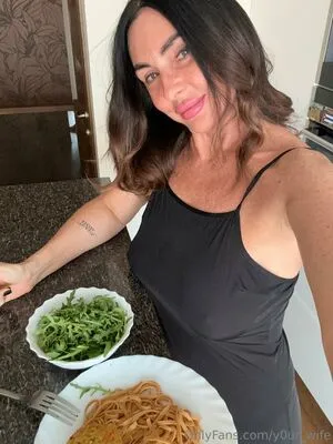 Y0ur Wife OnlyFans Leaked Free Thumbnail Picture - #Q0ItaLbVej