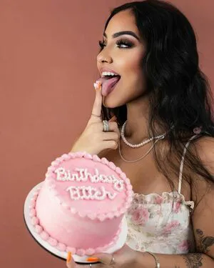 Ya Malb OnlyFans Leaked Free Thumbnail Picture - #dOMr2o1gBV