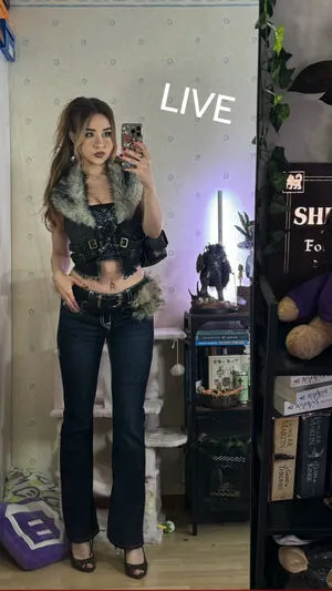 yaboielina OnlyFans Leaked Free Thumbnail Picture - #bo6SCFCEUs