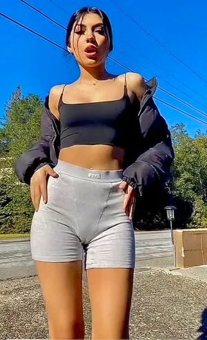 Yael Bernal OnlyFans Leaked Free Thumbnail Picture - #Q379ZvI5CO