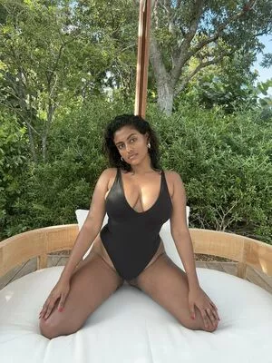 Yamini Nambimadom OnlyFans Leaked Free Thumbnail Picture - #MZqsTfjnAi