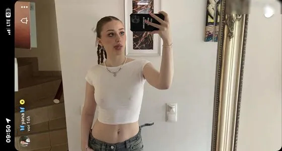 Yana Clare OnlyFans Leaked Free Thumbnail Picture - #3ClSkydsQr