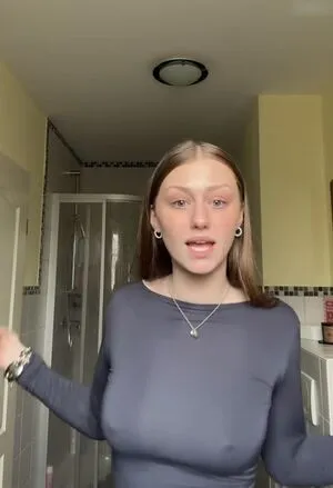 Yana Clare OnlyFans Leaked Free Thumbnail Picture - #6lyvKI8W52