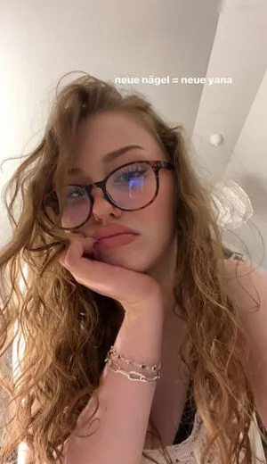 Yana Clare OnlyFans Leaked Free Thumbnail Picture - #cgZK2htnnO