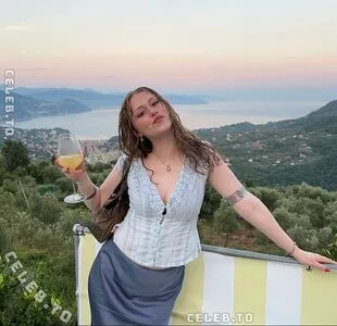 Yana Clare OnlyFans Leaked Free Thumbnail Picture - #iUK3S3mlH3