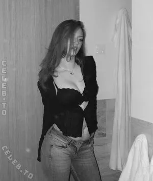 Yana Clare OnlyFans Leaked Free Thumbnail Picture - #l5vJ22Z7AV