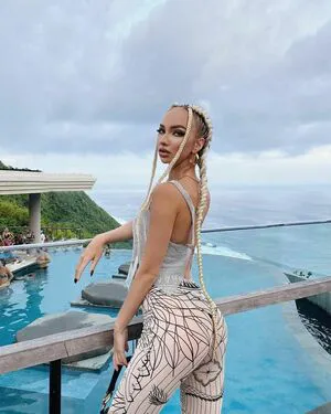 Yana Fire OnlyFans Leaked Free Thumbnail Picture - #wwGoNjSqm1
