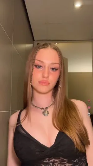 Yanaclare OnlyFans Leaked Free Thumbnail Picture - #ymmOm1HrGC
