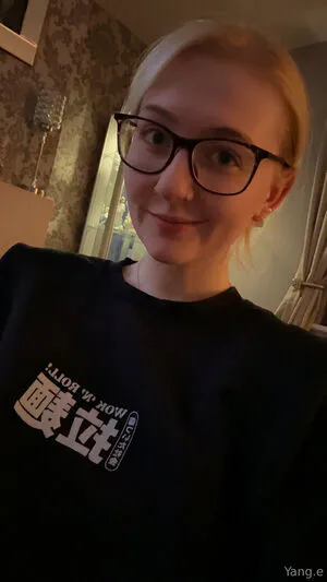 Yang Vip OnlyFans Leaked Free Thumbnail Picture - #EPvFaay30V