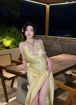 yangchenchen_yome OnlyFans Leaked Free Thumbnail Picture - #8DNYSQz3vB