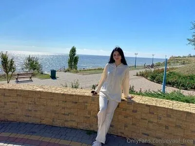 Yanova Free OnlyFans Leaked Free Thumbnail Picture - #3DMSJvhEat