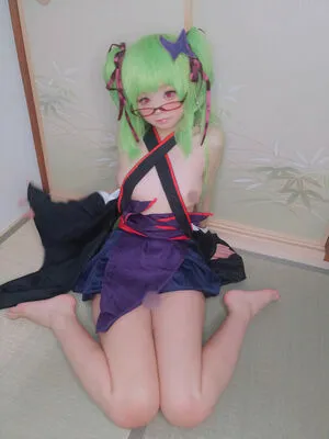 YaoYaoQwQ OnlyFans Leaked Free Thumbnail Picture - #vMet5c37tb