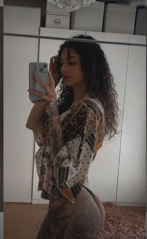 Yara Issy OnlyFans Leaked Free Thumbnail Picture - #T2Jas8j6Y1