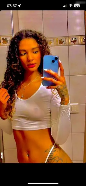 Yara Issy OnlyFans Leaked Free Thumbnail Picture - #kXWR5QweY8