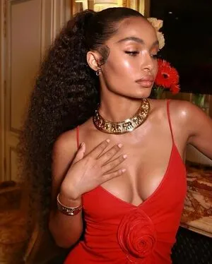 Yara Shahidi OnlyFans Leaked Free Thumbnail Picture - #oFrWnYMKzV