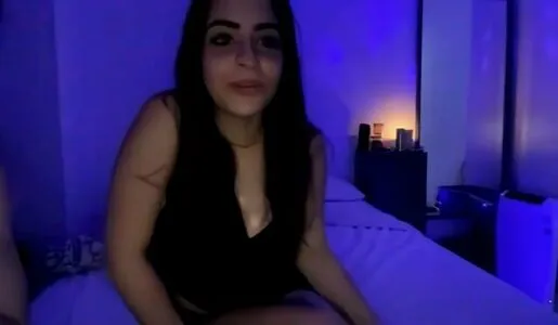 Yaraandleo OnlyFans Leaked Free Thumbnail Picture - #tTsLAhewfM