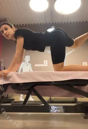 Yasemin Elda OnlyFans Leaked Free Thumbnail Picture - #jE64onQ1RZ