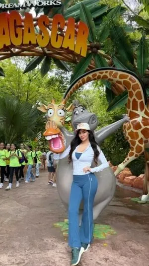 Yasi Alba OnlyFans Leaked Free Thumbnail Picture - #iIoT9mpj93