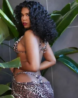 Yasmeen Kearra OnlyFans Leaked Free Thumbnail Picture - #tI1DPRAlQO