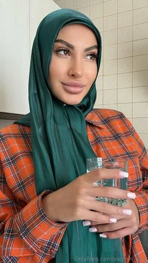 Yasmin Luna OnlyFans Leaked Free Thumbnail Picture - #ownxbzJQ27