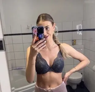 Yasmin Yve Vogt OnlyFans Leaked Free Thumbnail Picture - #O0mm3RS02i