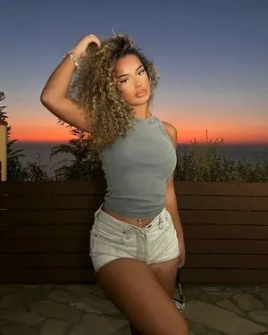 Yasminaamts OnlyFans Leaked Free Thumbnail Picture - #a0EHeNI6Qr