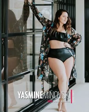 Yasmine Minovski OnlyFans Leaked Free Thumbnail Picture - #7xTn2GVyUo