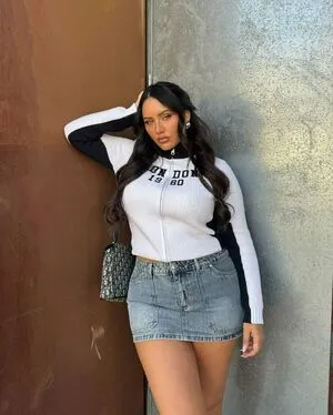 Yasmine Minovski OnlyFans Leaked Free Thumbnail Picture - #MgdfyrpnkJ