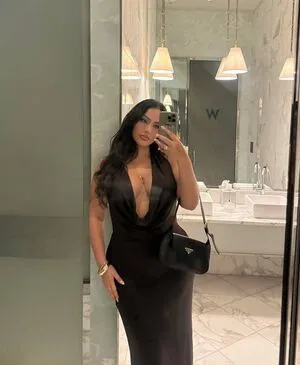 Yasmine Minovski OnlyFans Leaked Free Thumbnail Picture - #oHAdE9AdmQ
