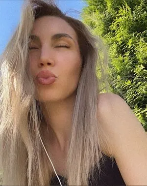 Yasmineesob OnlyFans Leaked Free Thumbnail Picture - #p6RBgEAXHO