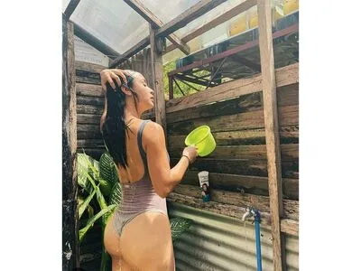 Yassi Pressman OnlyFans Leaked Free Thumbnail Picture - #yZVH6ZIUma