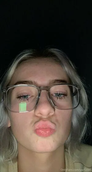 Yaz12345 OnlyFans Leaked Free Thumbnail Picture - #3SvivjjMp7