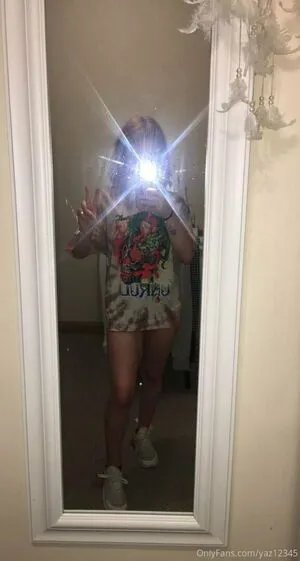 Yaz12345 OnlyFans Leaked Free Thumbnail Picture - #ICHuncqrVA