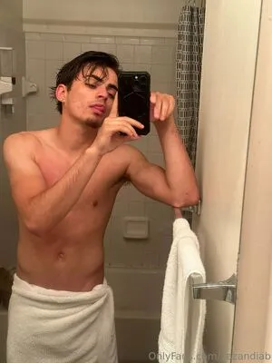 Yazandiab OnlyFans Leaked Free Thumbnail Picture - #4zZ0ISADY3