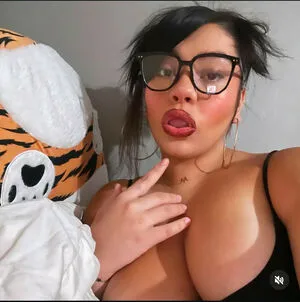 Yazarreth OnlyFans Leaked Free Thumbnail Picture - #en6X3osVLS